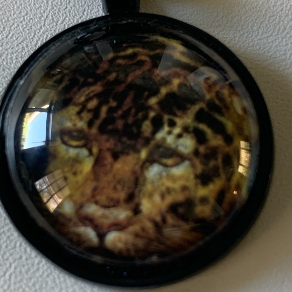 Necklace leopard big cat face - Picture 3 of 8